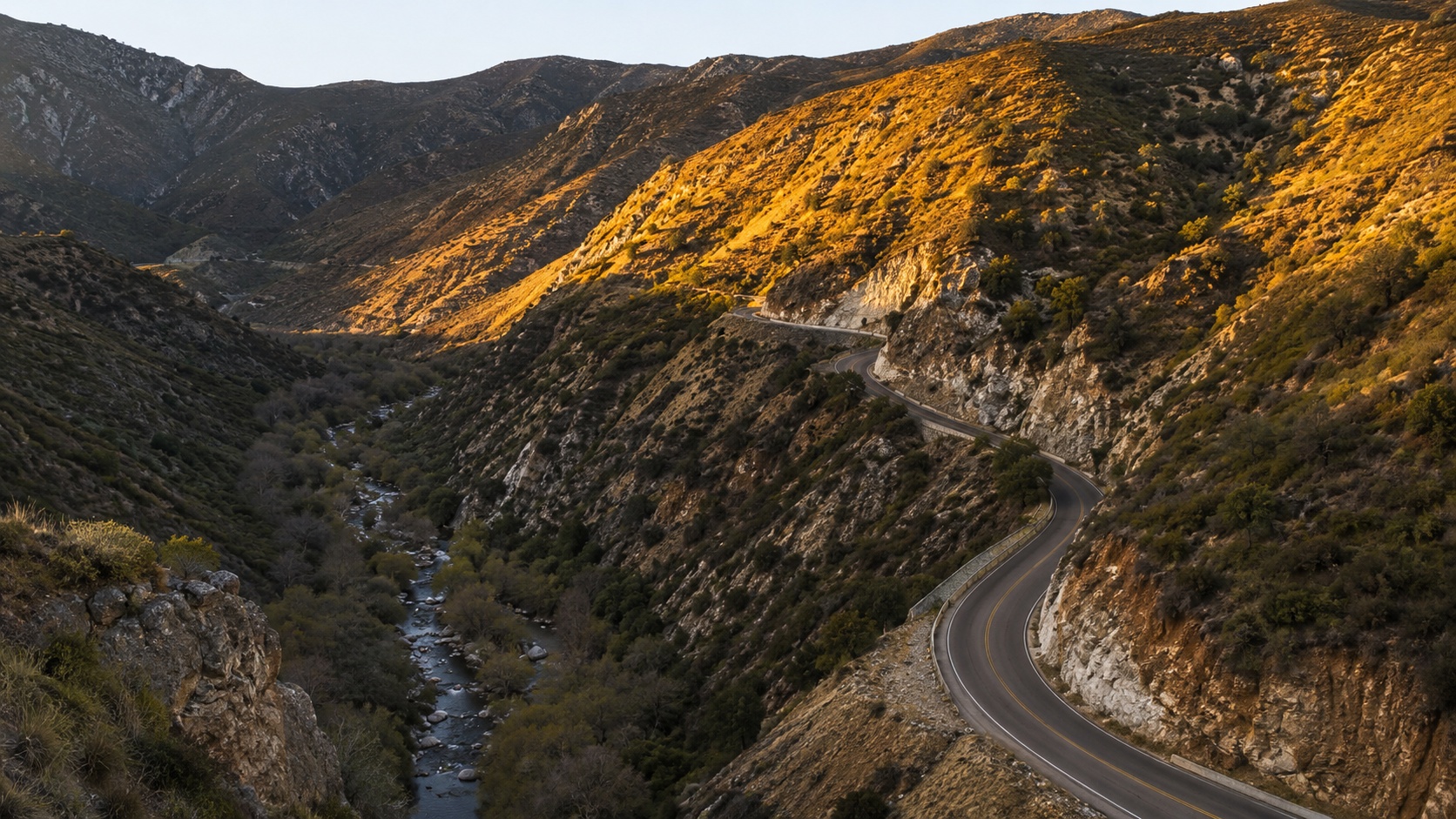 Big Tujunga Canyon Guide: Road, Creek, Hikes & Map